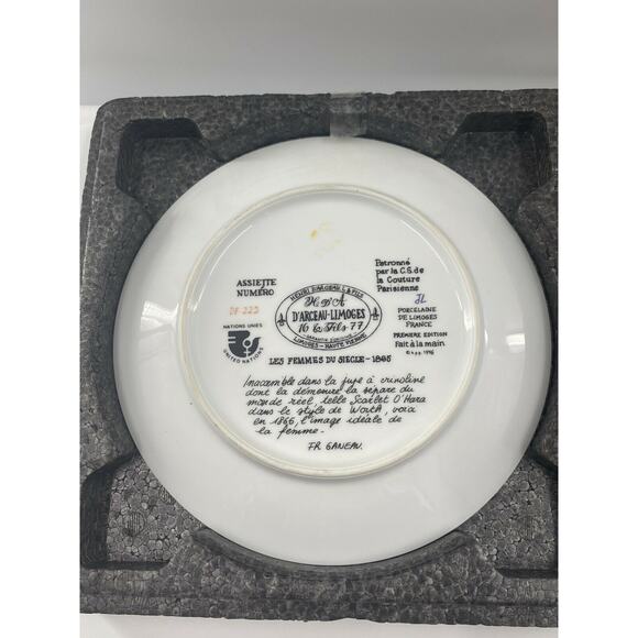 Limoges Scarlet In Crinoline The Inaccessible Woman 1865 Collector’s Plate w box - Picture 6 of 7